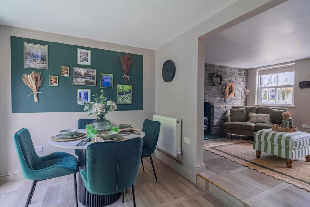 Cottage Cwtch Pontneddfechan Buitenkant foto